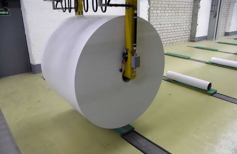 O tanque de aço inox na fabricação de papel